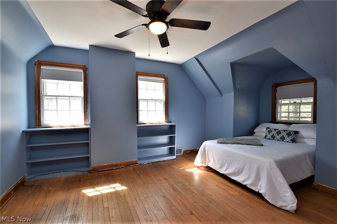 2503 Queenston Road Cleveland, OH 44118 - Photo 19 of 33 Gallery Image 19