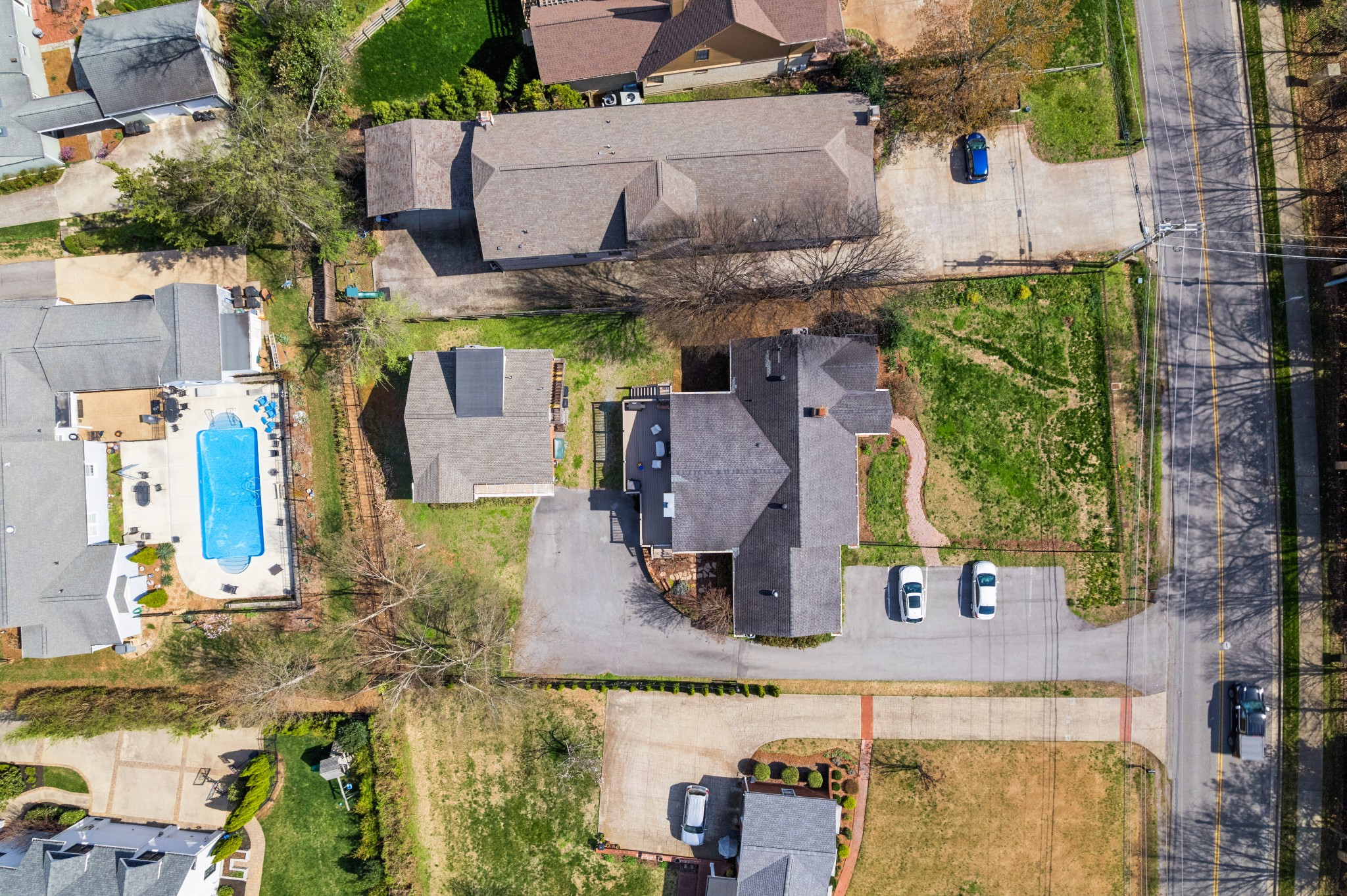 2418 Abbott Martin Road Nashville, TN 37215 - Photo 44 of 54 an aerial view of residential houses with outdoor space