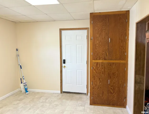 $169,000 | 121 East Tremont Street, Waverly, IL 62692