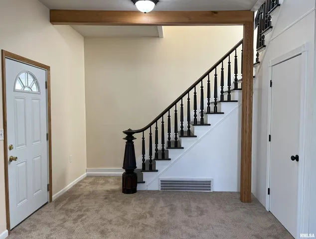 $169,000 | 121 East Tremont Street, Waverly, IL 62692