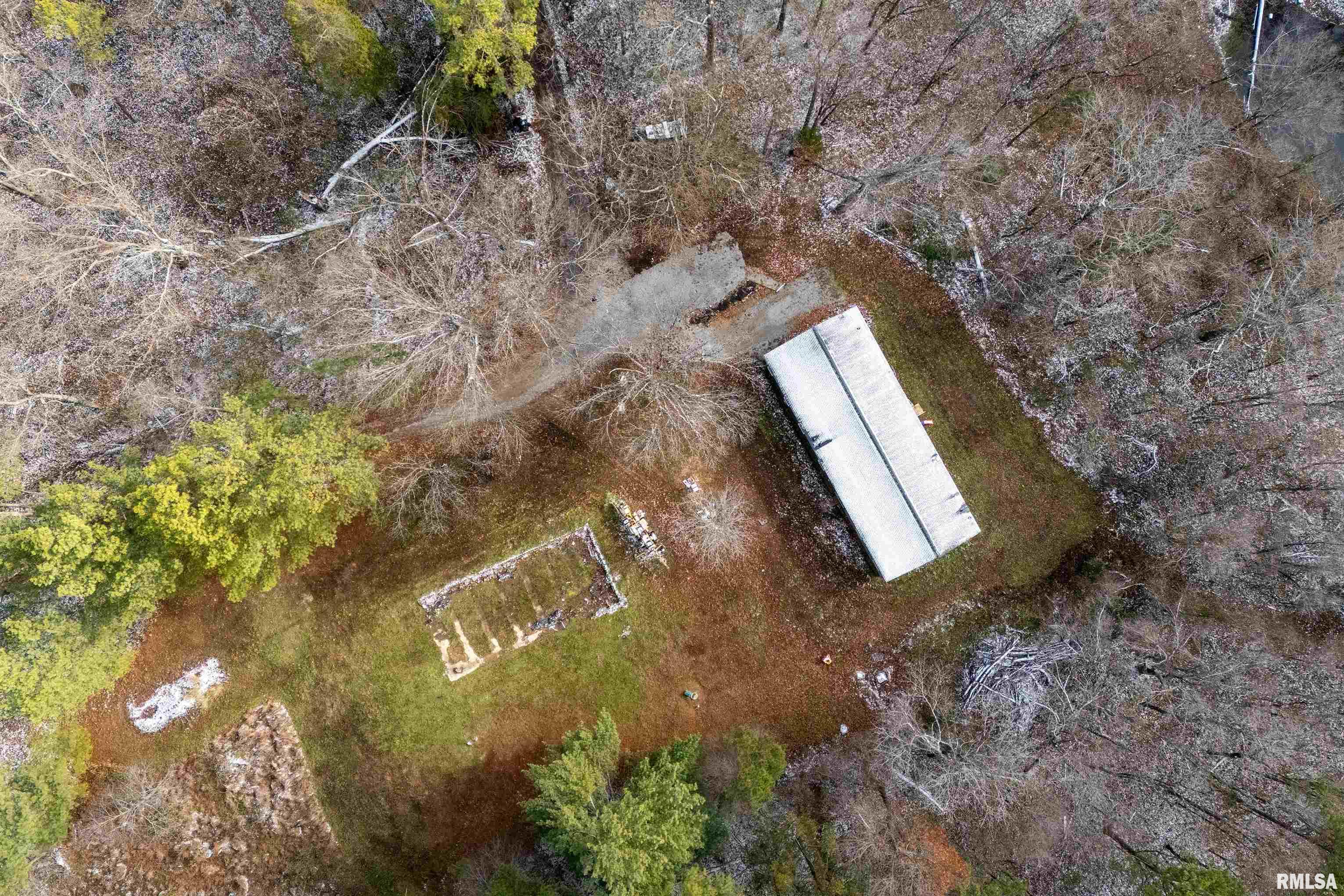 1201 Pine Ridge Lane Makanda, IL 62958 - Photo 8 of 36