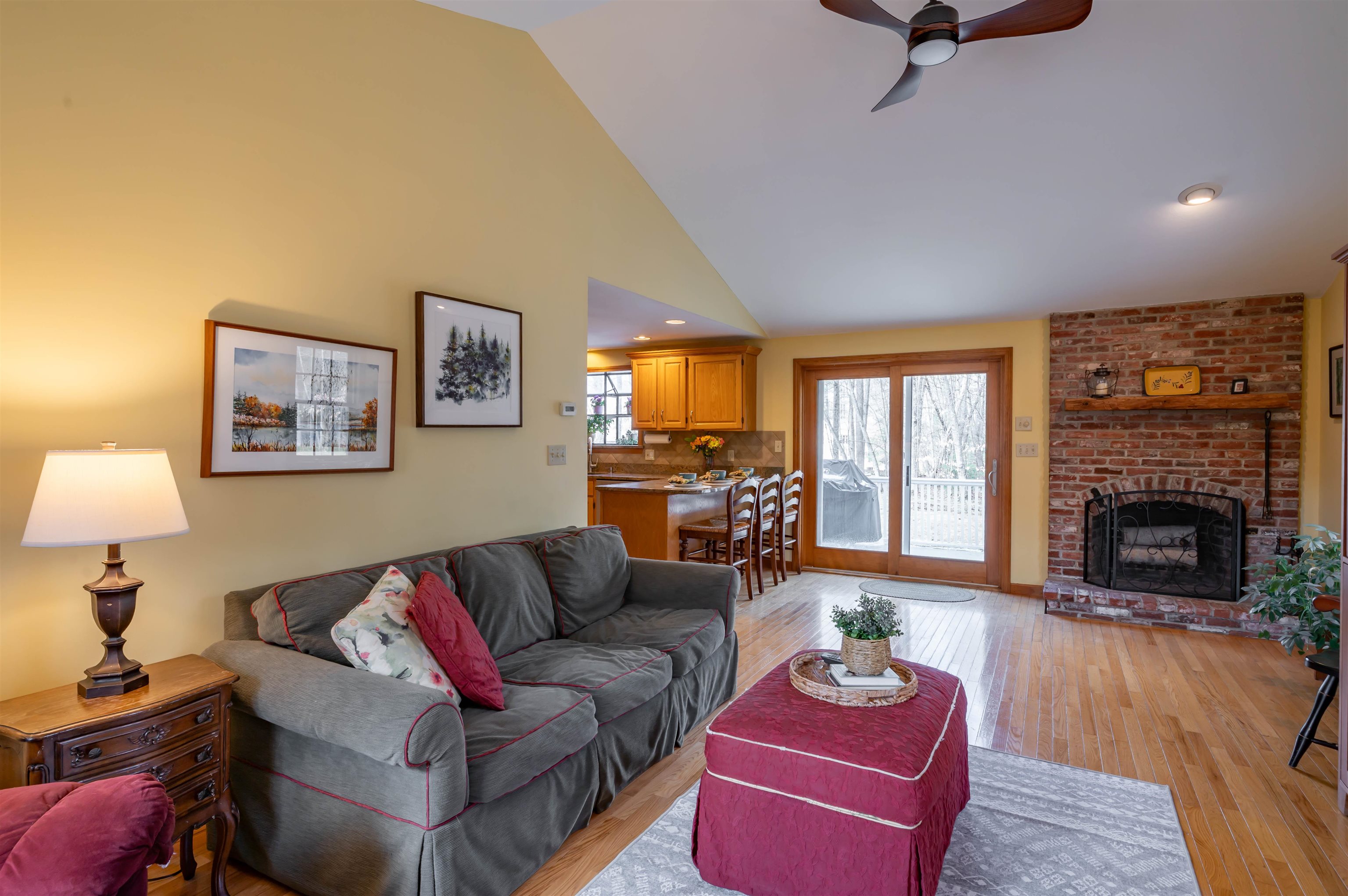 28 Peaslee Court Hampstead, NH 03841 - Photo 16 of 59