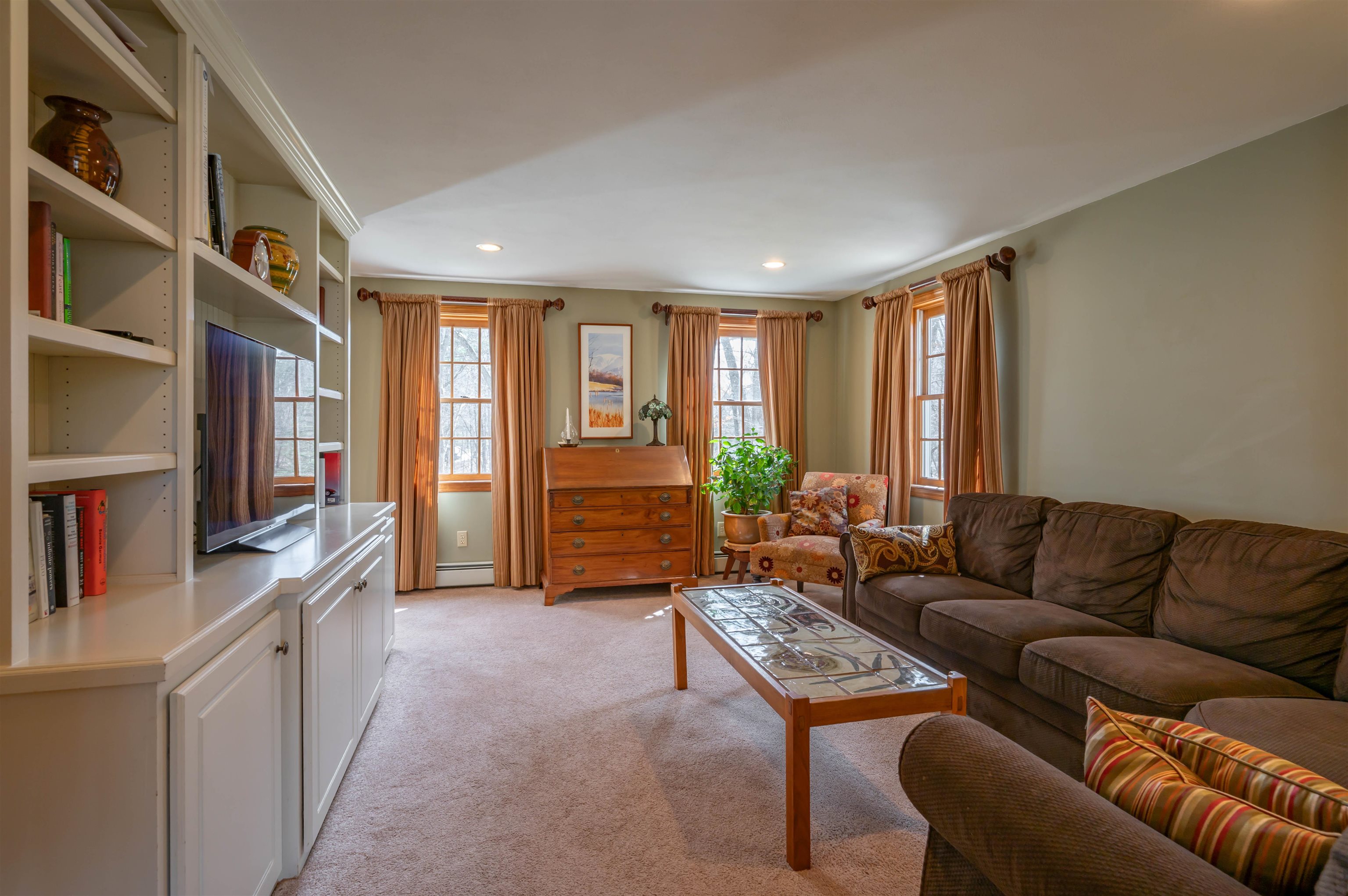 28 Peaslee Court Hampstead, NH 03841 - Photo 21 of 59