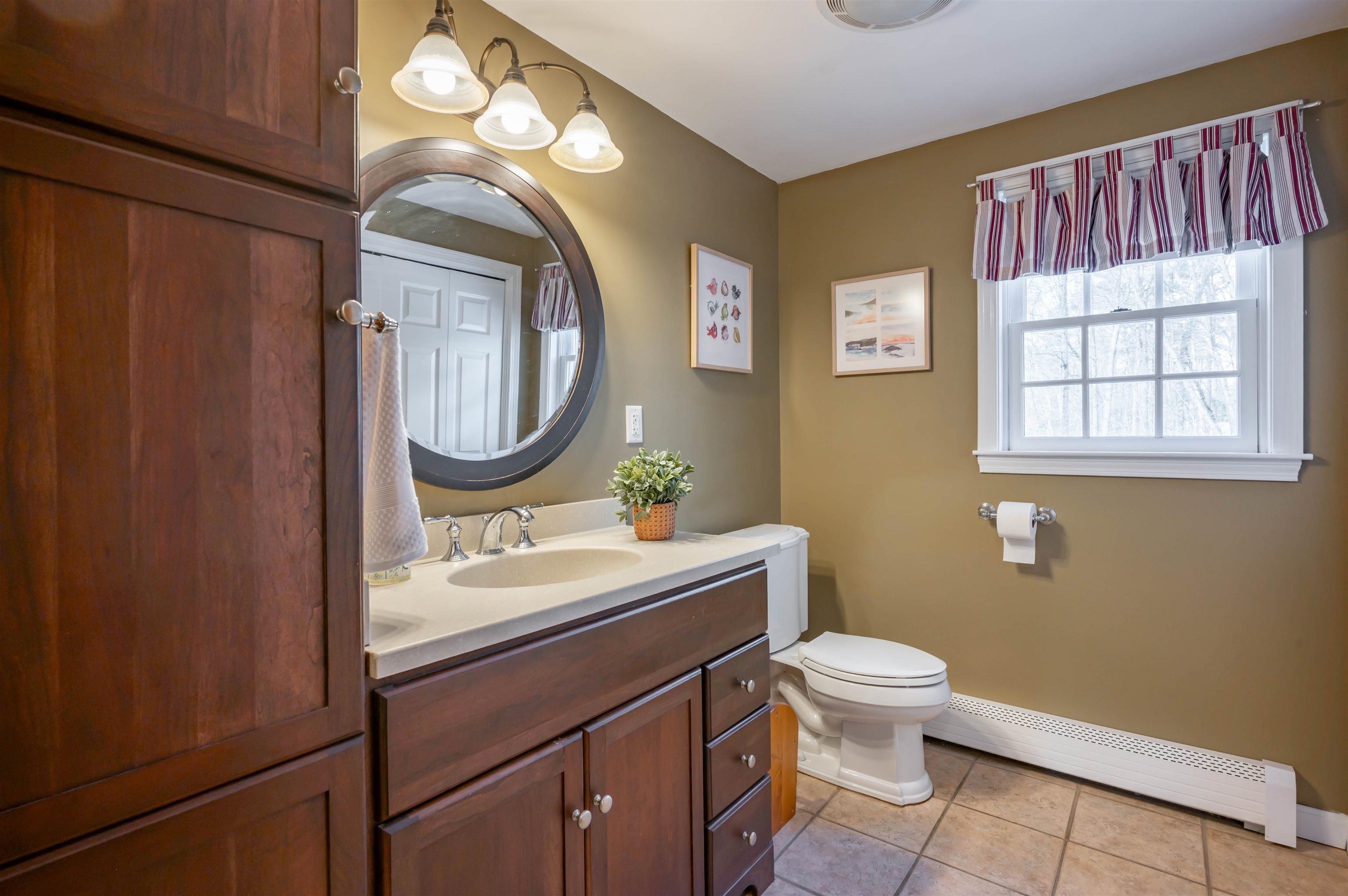 28 Peaslee Court Hampstead, NH 03841 - Photo 22 of 59