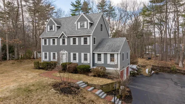 $765,000 | 28 Peaslee Court, Hampstead, NH 03841
