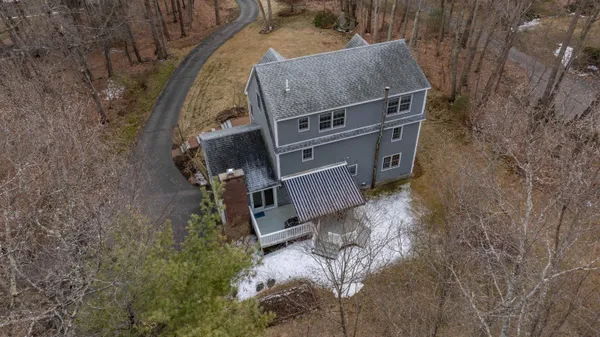 $765,000 | 28 Peaslee Court, Hampstead, NH 03841