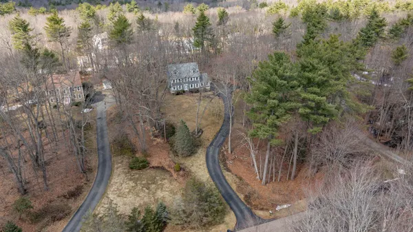 $765,000 | 28 Peaslee Court, Hampstead, NH 03841