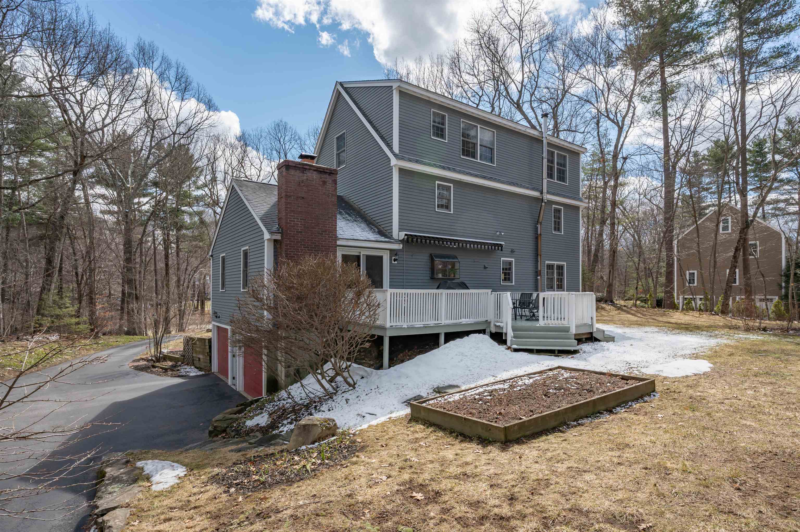 28 Peaslee Court Hampstead, NH 03841 - Photo 9 of 59