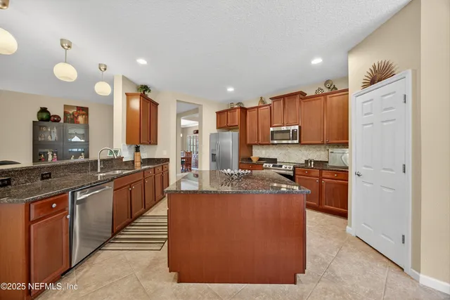 $650,000 | 247 North Arabella Way, St. Johns, FL 32259