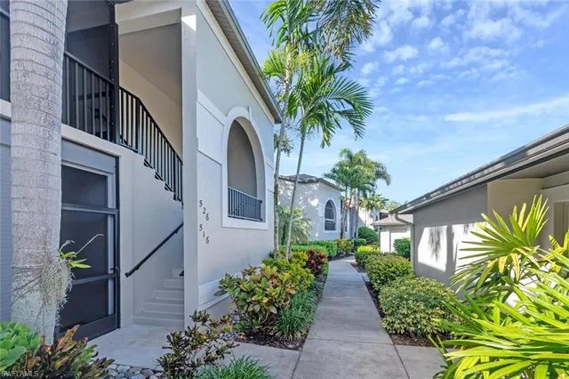 $525,000 | 8600 Naples Heritage Drive, Unit 526, Naples, FL 34112