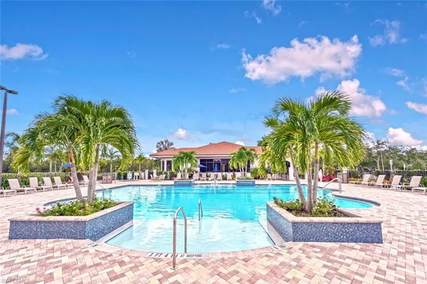 $525,000 | 8600 Naples Heritage Drive, Unit 526, Naples, FL 34112