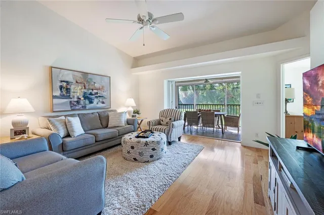 $525,000 | 8600 Naples Heritage Drive, Unit 526, Naples, FL 34112