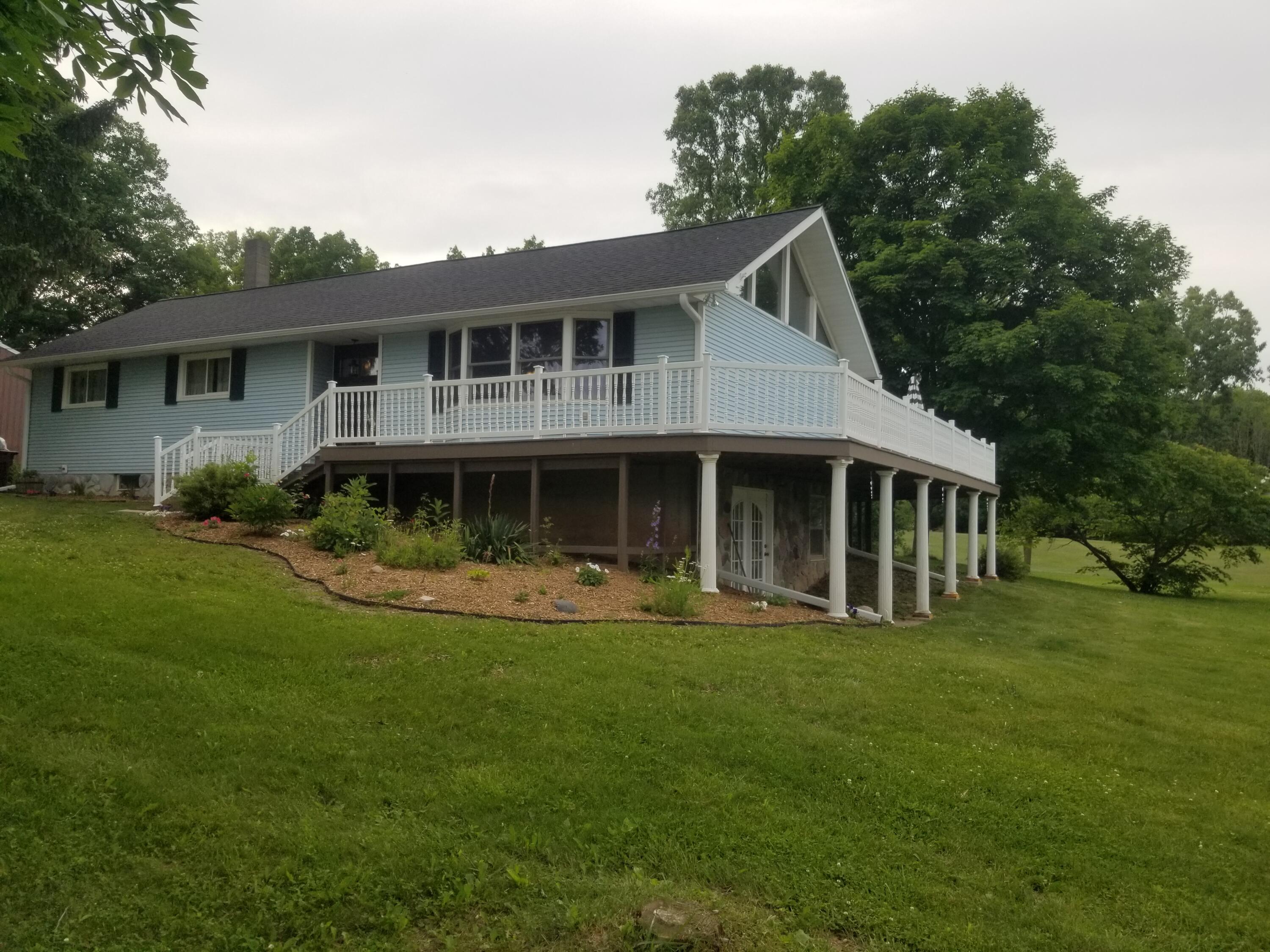 3226 Sayles Road Ionia, MI 48846 - Photo 1 of 36 20220619_190229