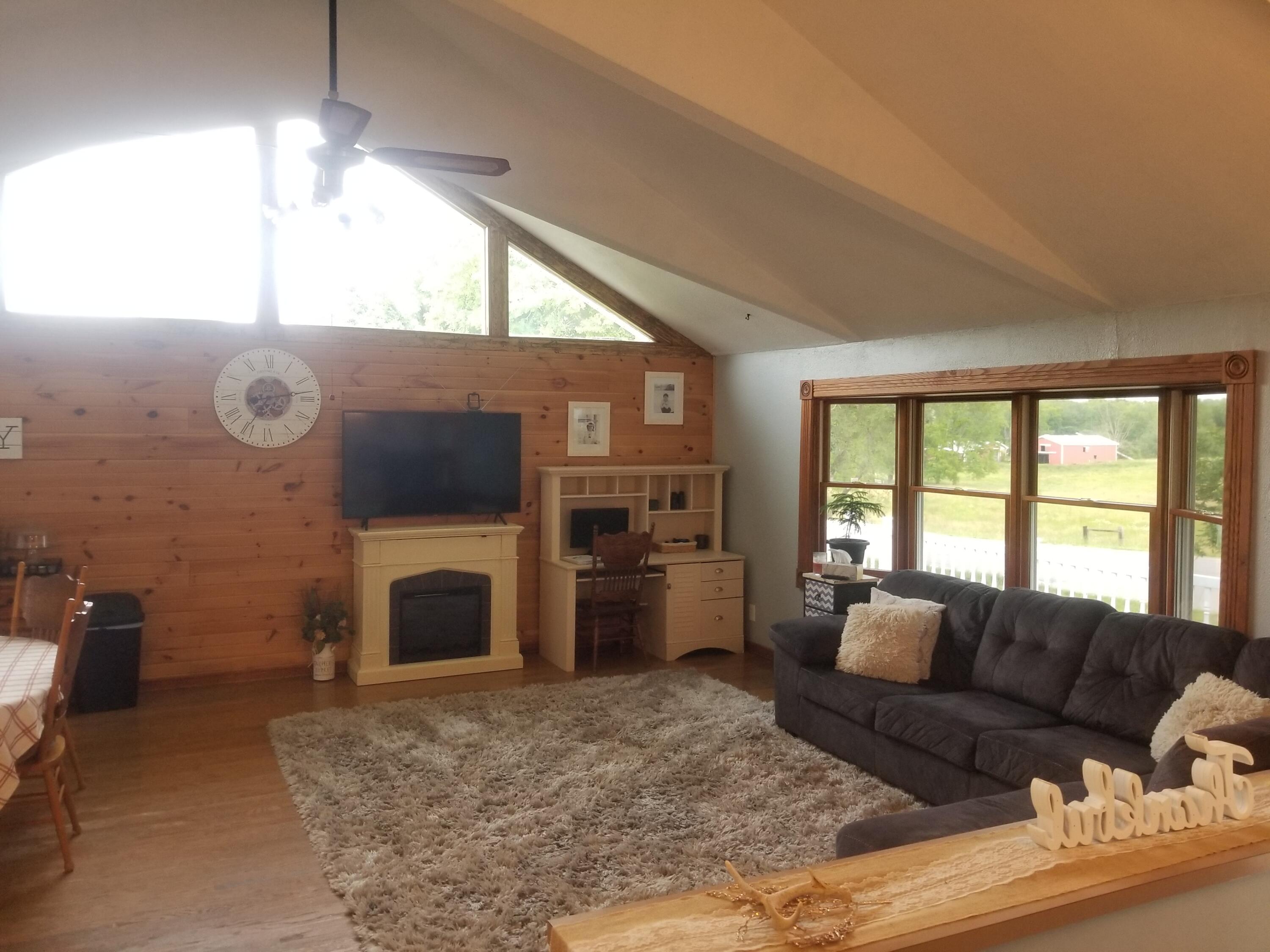 3226 Sayles Road Ionia, MI 48846 - Photo 18 of 36 20220619_191048