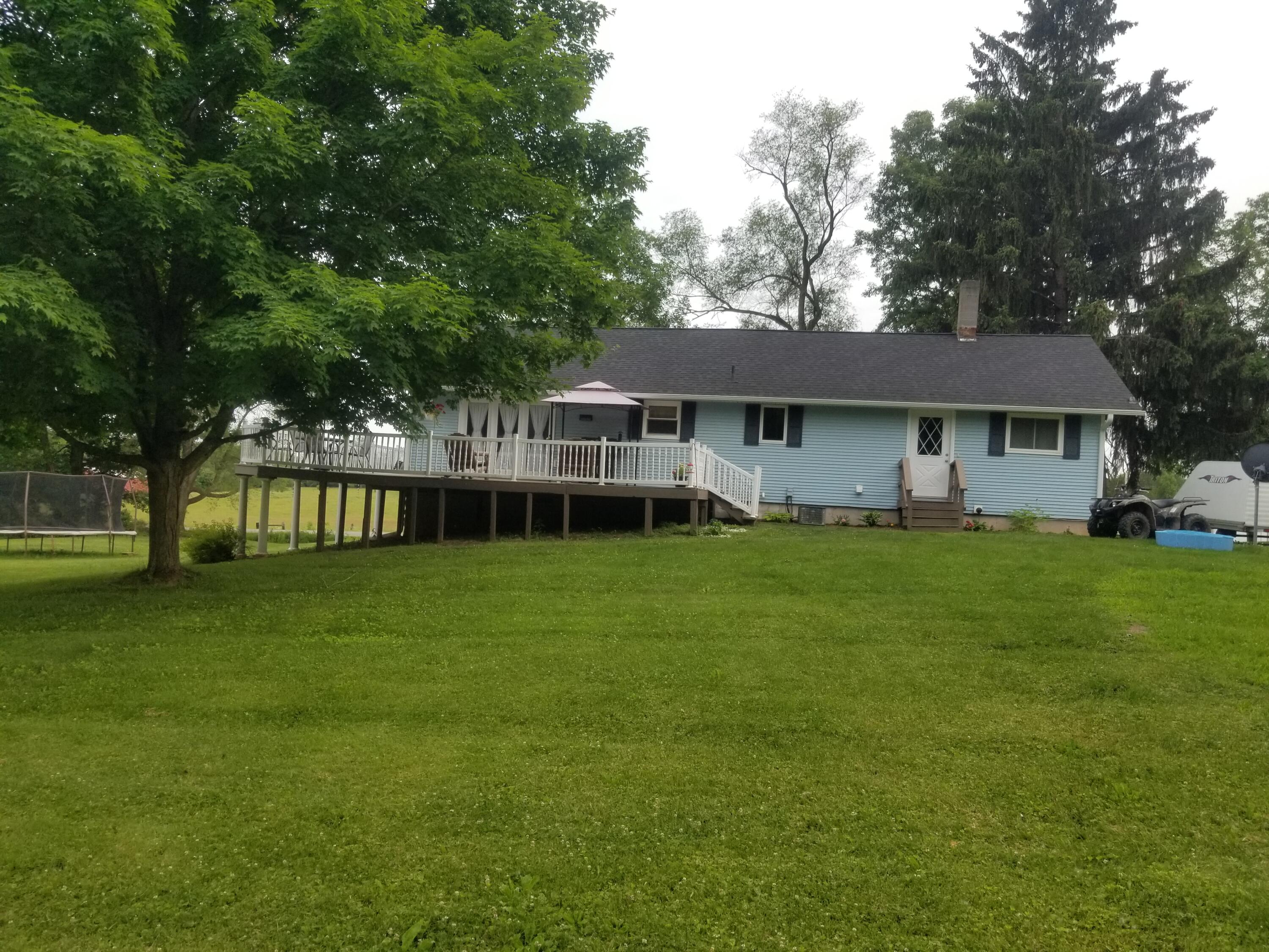 3226 Sayles Road Ionia, MI 48846 - Photo 4 of 36 20220619_190524
