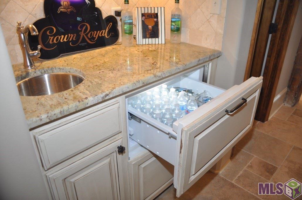 25837 Wax Road Denham Springs, LA 70726 - Photo 12 of 44 Dual cooling drawers