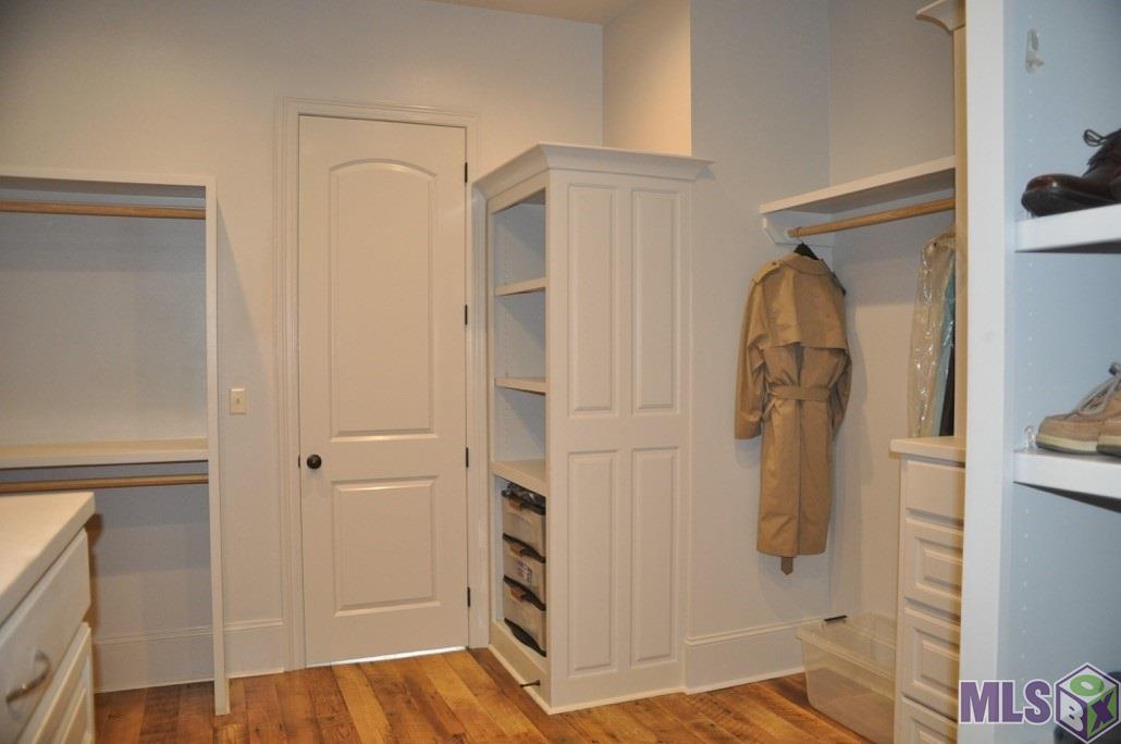 25837 Wax Road Denham Springs, LA 70726 - Photo 21 of 44 Master Closet