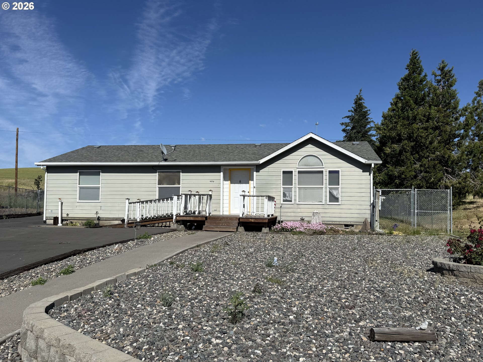 909 Toll Road Dufur, OR 97021 - Photo 22 of 22