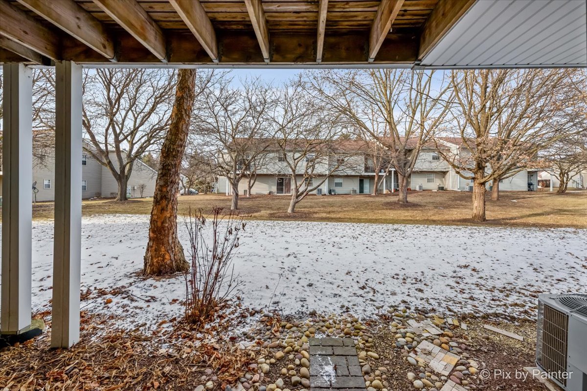 56 North Victoria Lane, Unit C Streamwood, IL 60107 - Photo 20 of 25