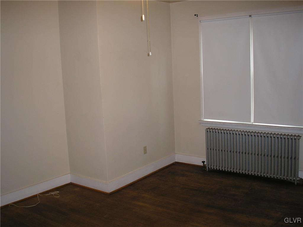 1228 Overlook Road Whitehall, PA 18052 - Photo 7 of 17 Gallery Image 7