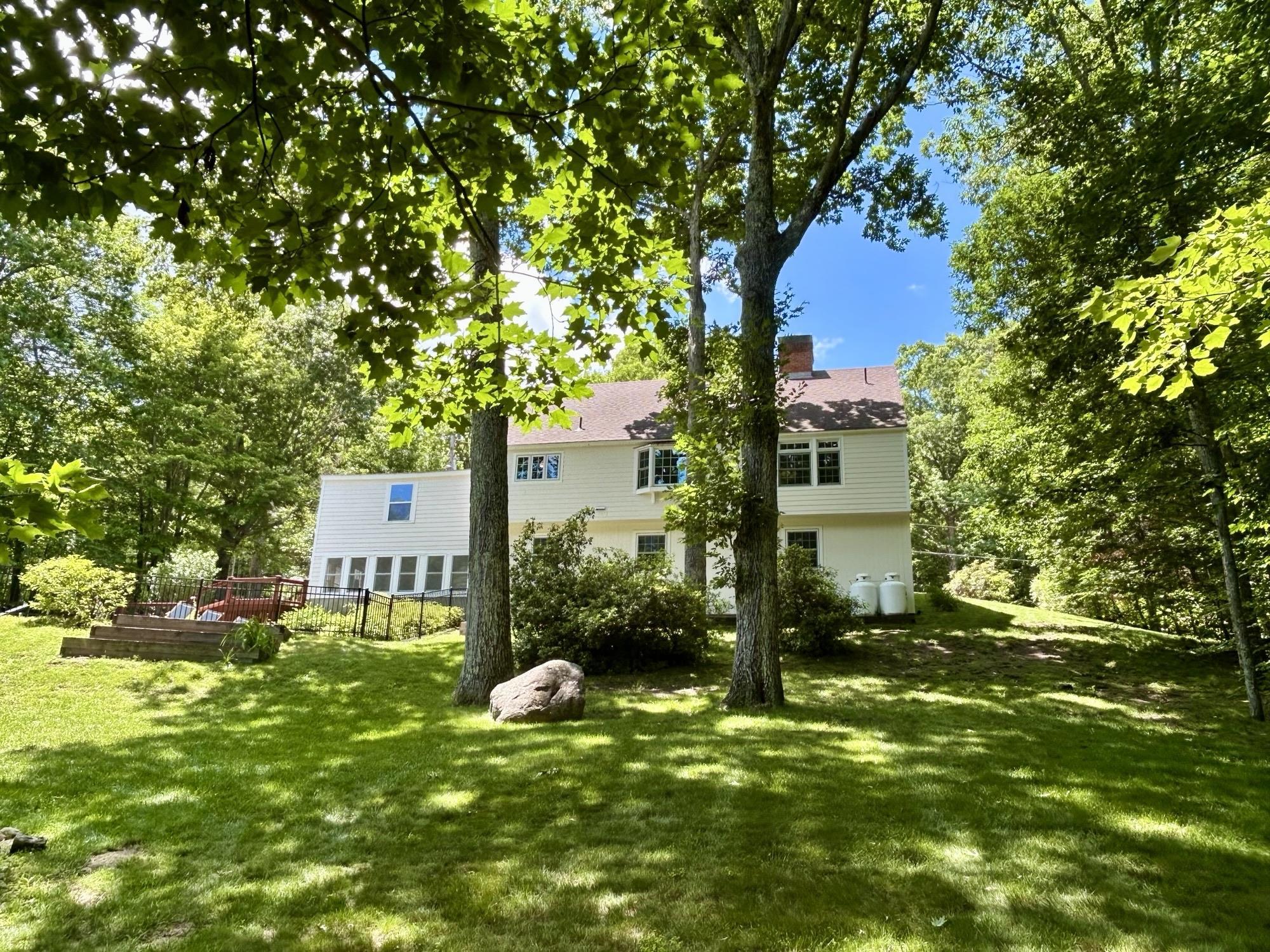 41 Roberts Road Hopkinton, NH 03229 - Photo 8 of 9