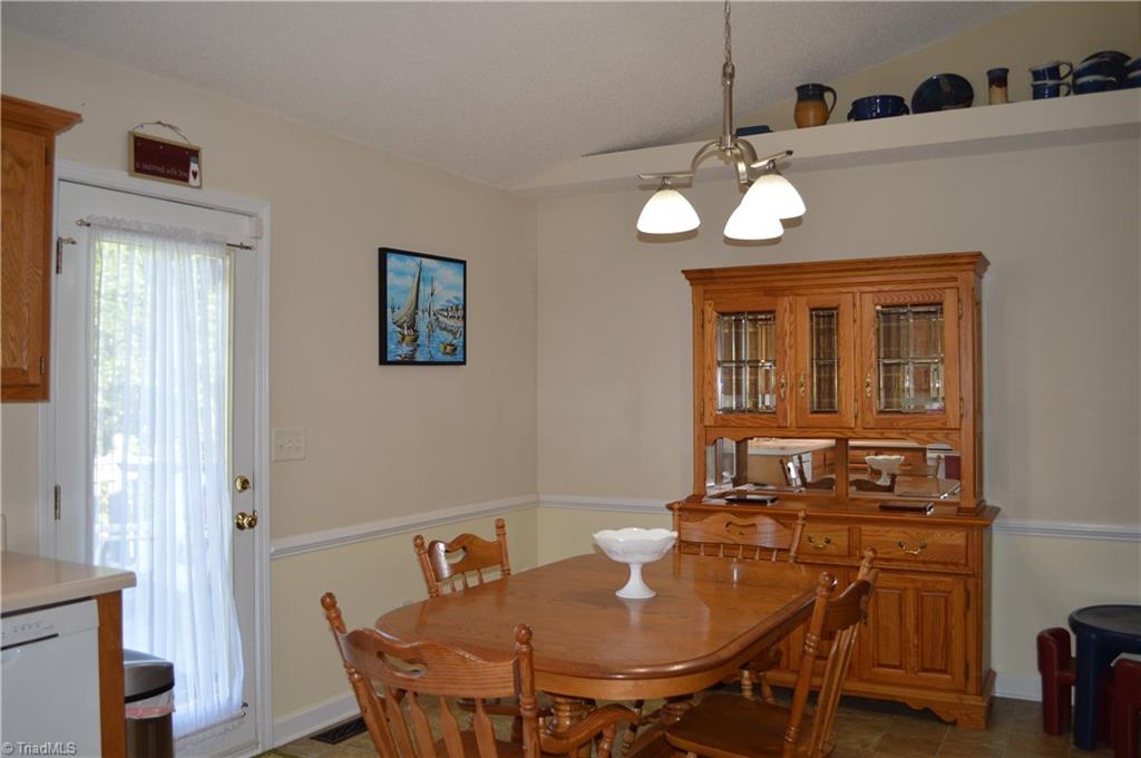 5288 Springhouse Farm Road Winston-Salem, NC 27107 - Photo 8 of 20 Gallery Image 8