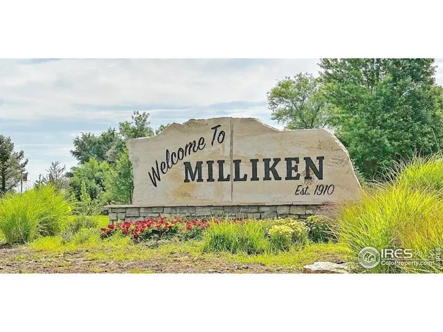 a sign that is on the side of a road