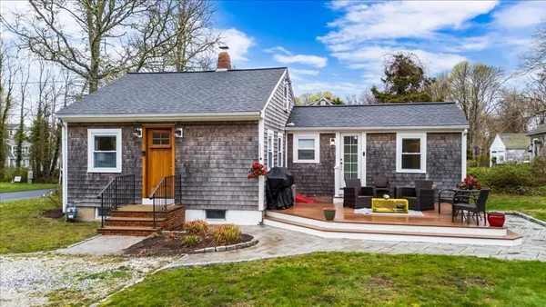 $530,000 | 34 Railroad Avenue, Yarmouth, MA 02675