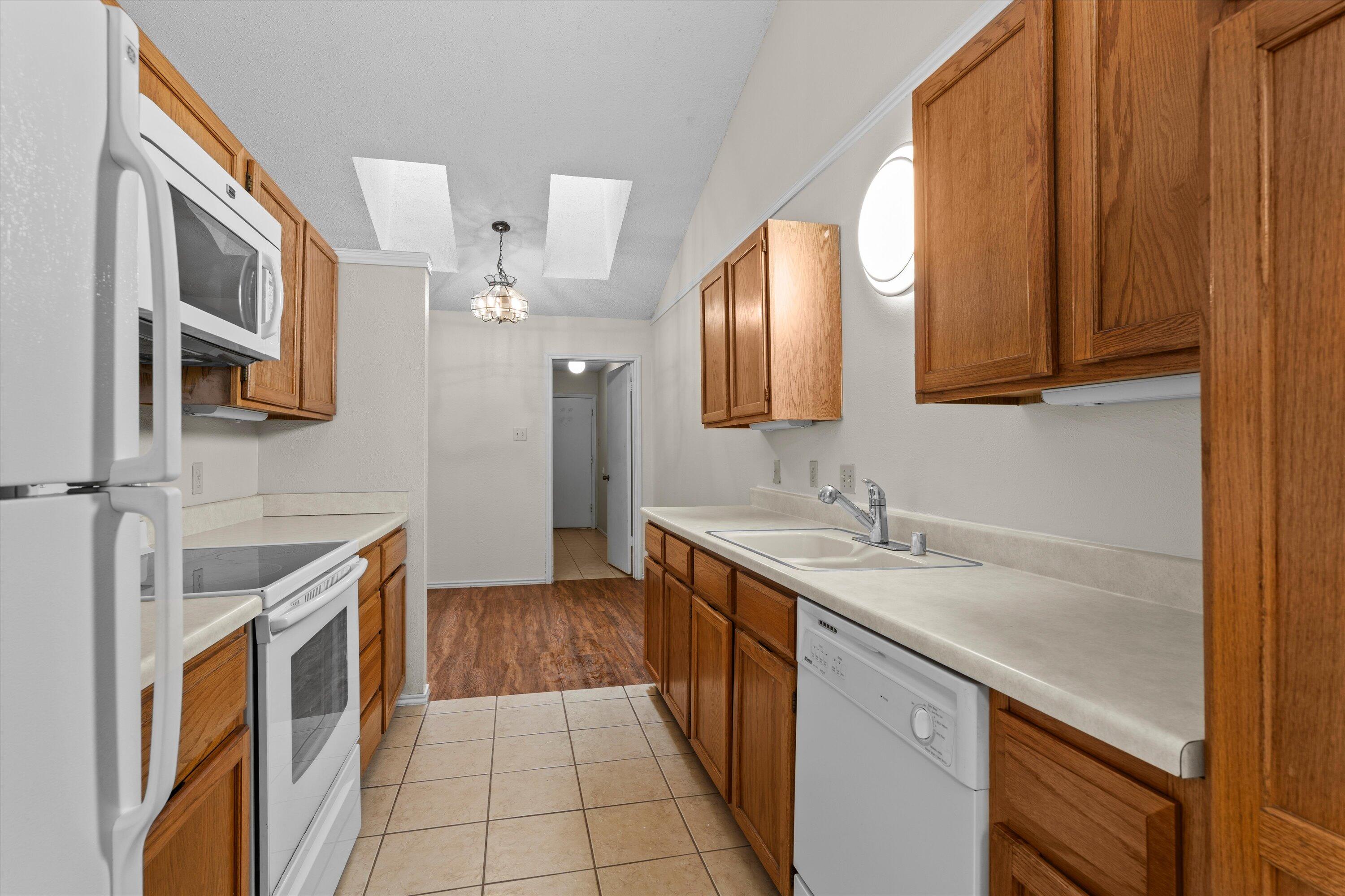 4106 B 18th Street Lubbock, TX 79416 - Photo 8 of 23 09-4106B 18th St
