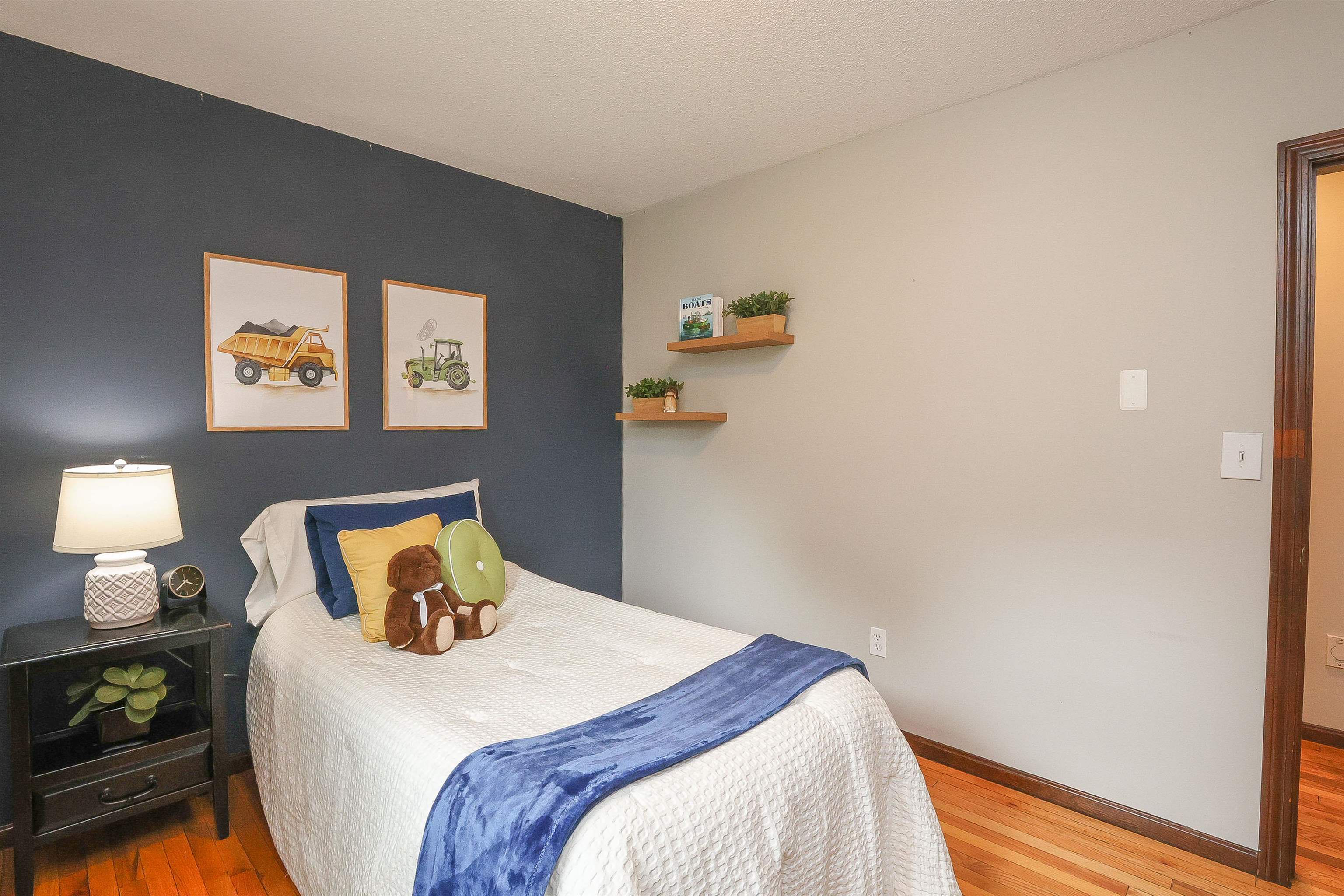 1327 Beech Street Manchester, NH 03104 - Photo 26 of 58
