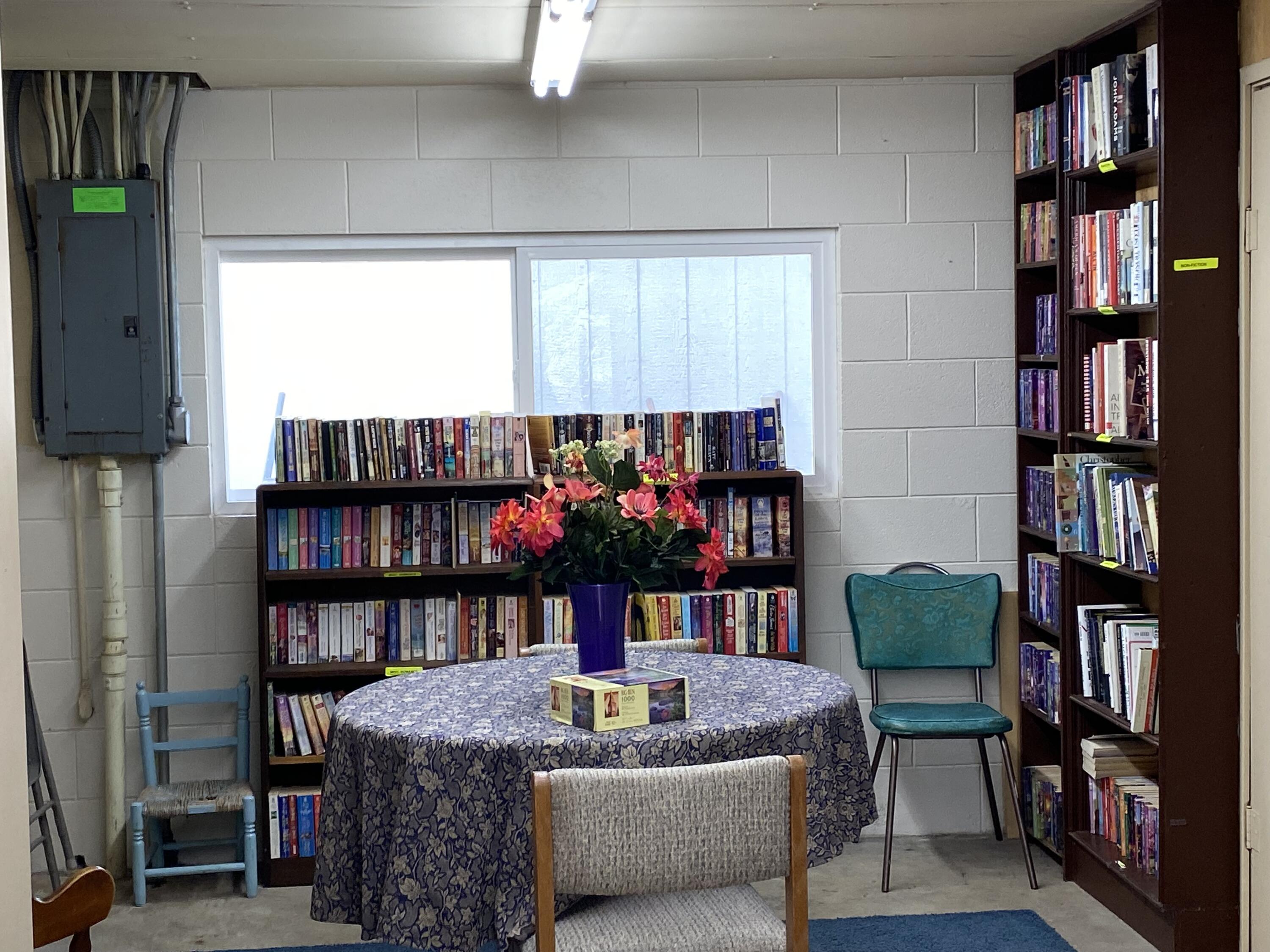 5076 Leonard Road, Unit 7 Grants Pass, OR 97527 - Photo 30 of 42 Library provided by park