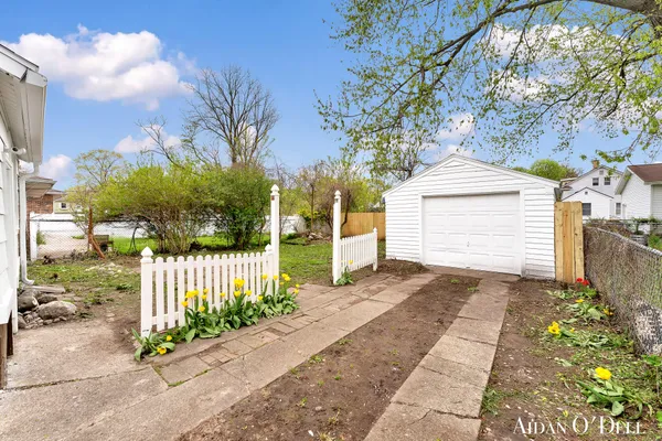 $299,900 | 1116 Atlantic Street Northwest, Grand Rapids, MI 49504