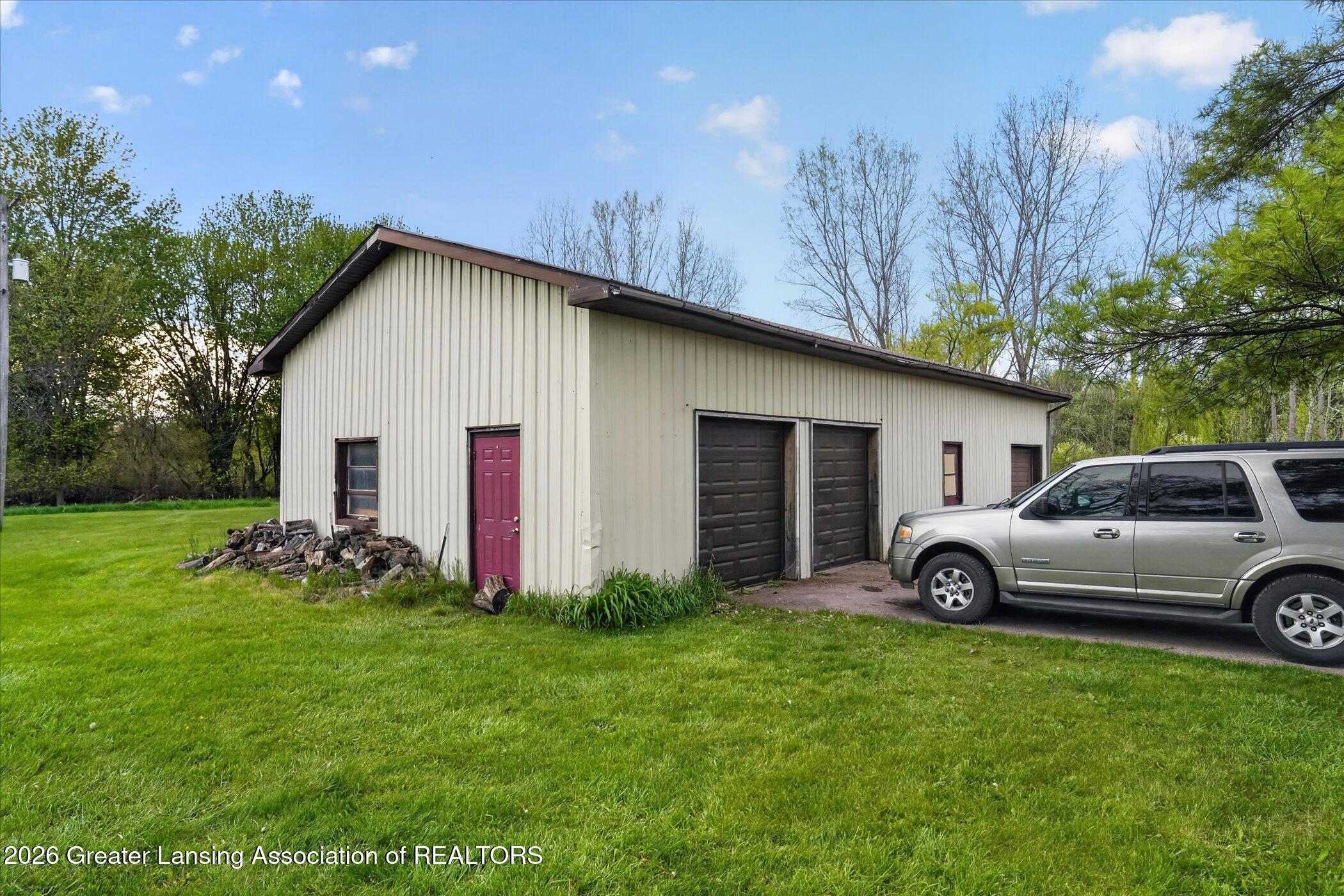 10970 Airport Road Dewitt, MI 48820 - Photo 51 of 53 51-10970-Airport-Rd-DeWitt-Windowstill