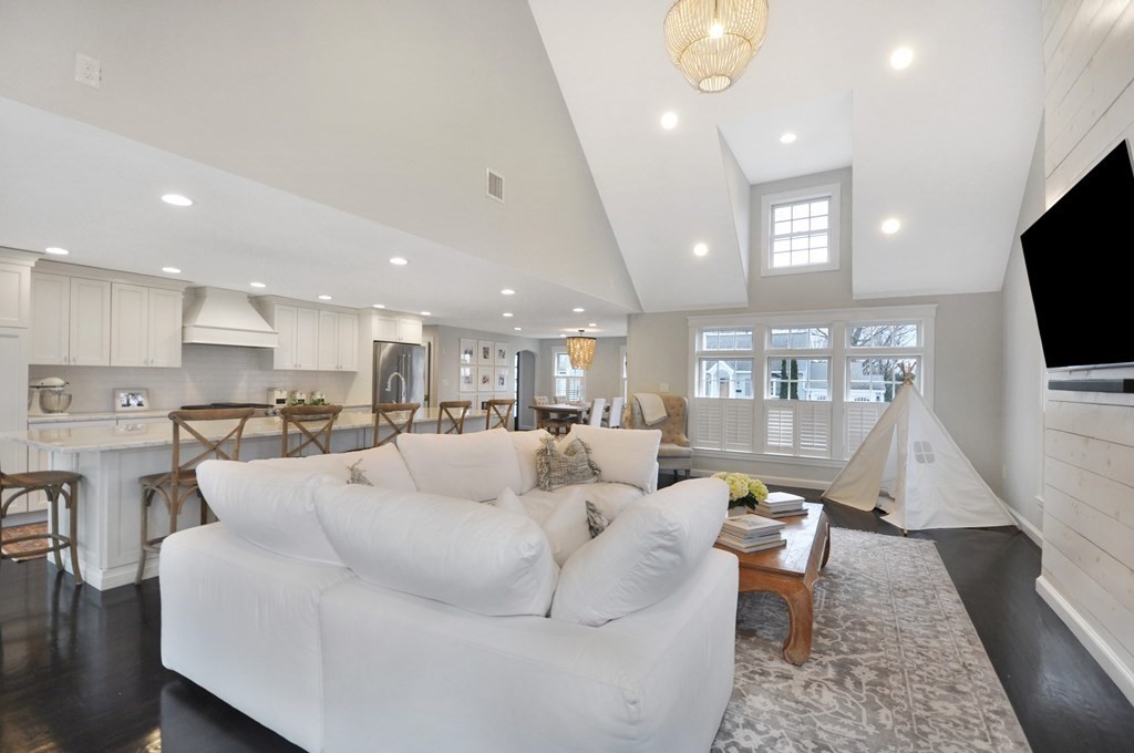 15 Moccasin Path Arlington, MA 02474 - Photo 15 of 42