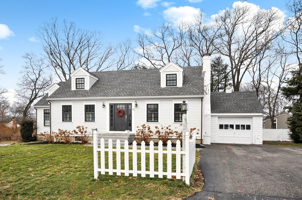 15 Moccasin Path Arlington, MA 02474 - Photo 2 of 42