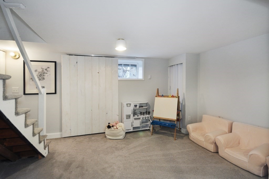 15 Moccasin Path Arlington, MA 02474 - Photo 35 of 42