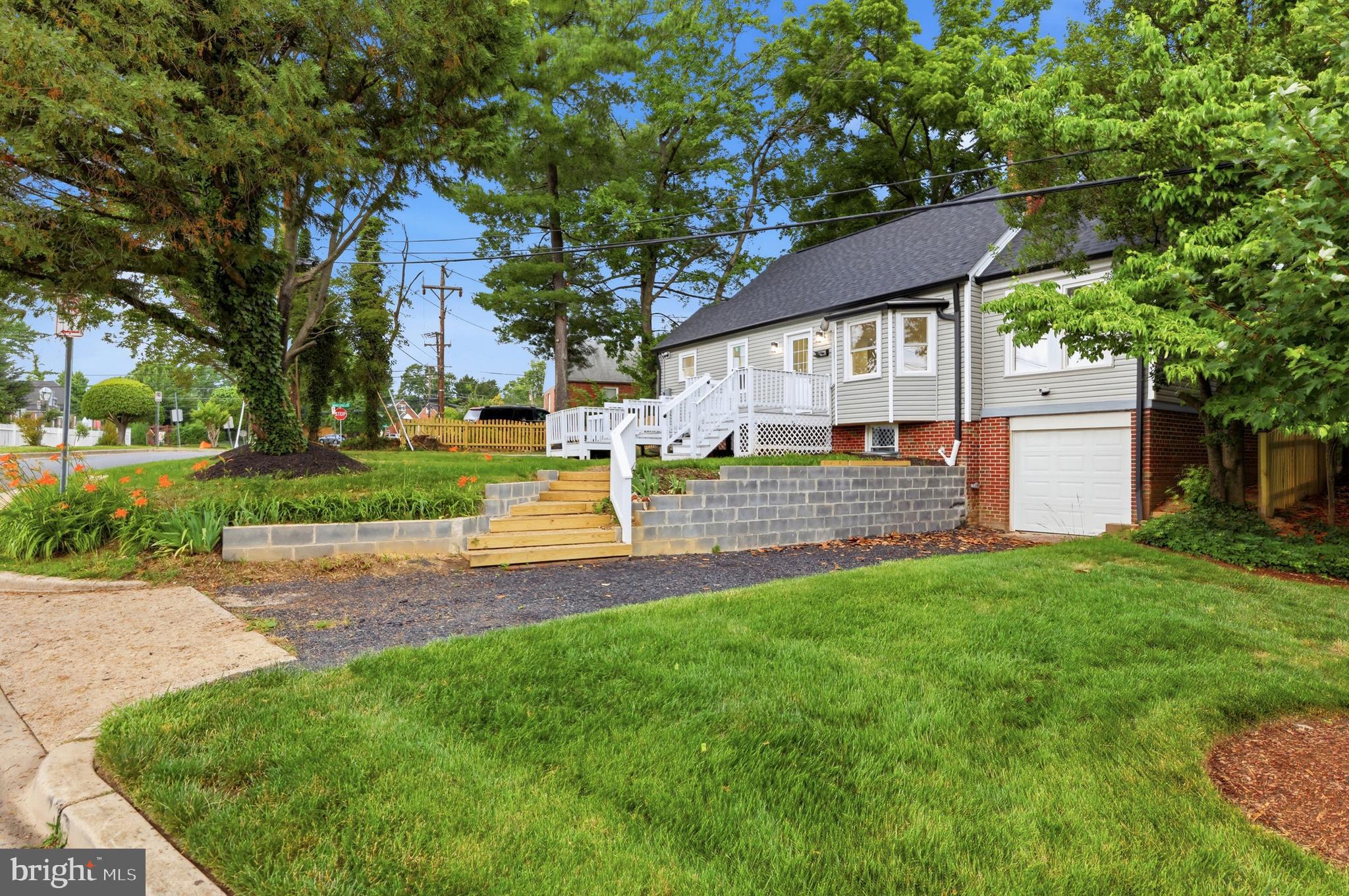 805 Langley Drive Silver Spring, MD 20901 - Photo 4 of 56