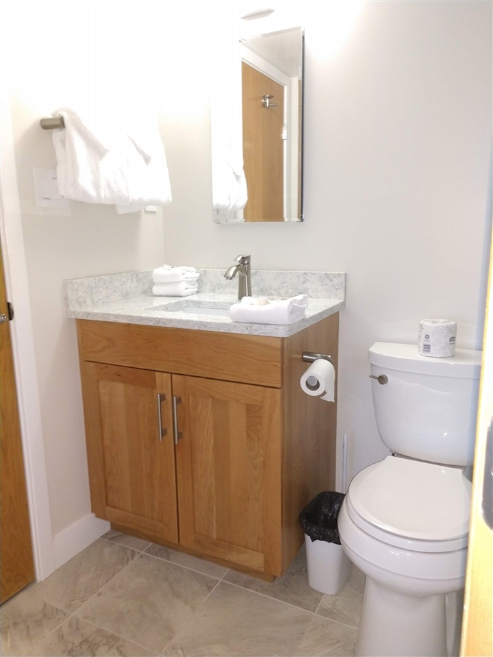 780 East Mountain Road, Unit B4 Killington, VT 05751 - Photo 11 of 25 Gallery Image 11