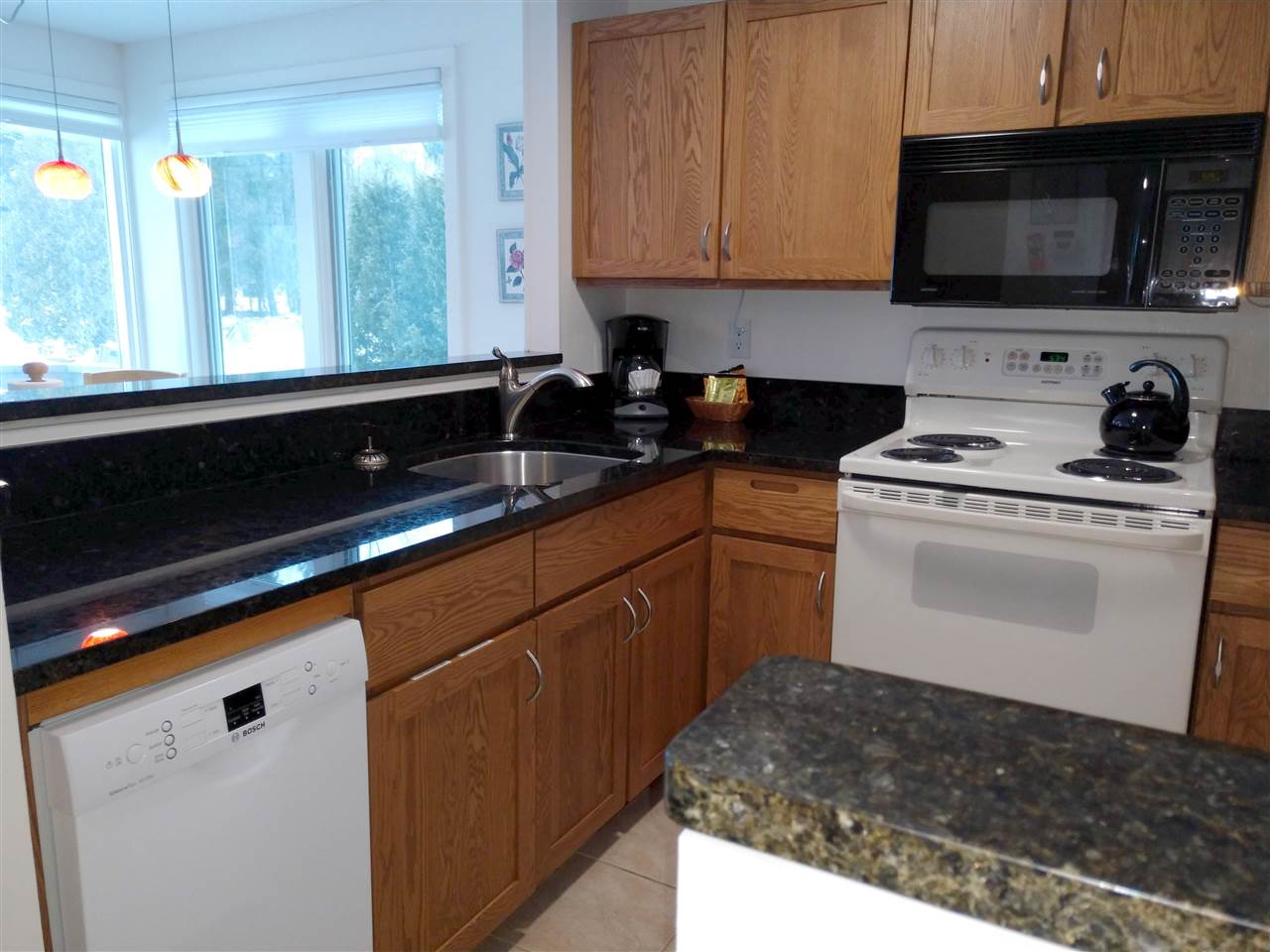 780 East Mountain Road, Unit B4 Killington, VT 05751 - Photo 5 of 25 Gallery Image 5