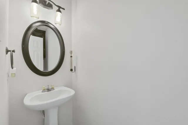 $2,300 | 15811 Vinemoss Lane, Cypress, TX 77429