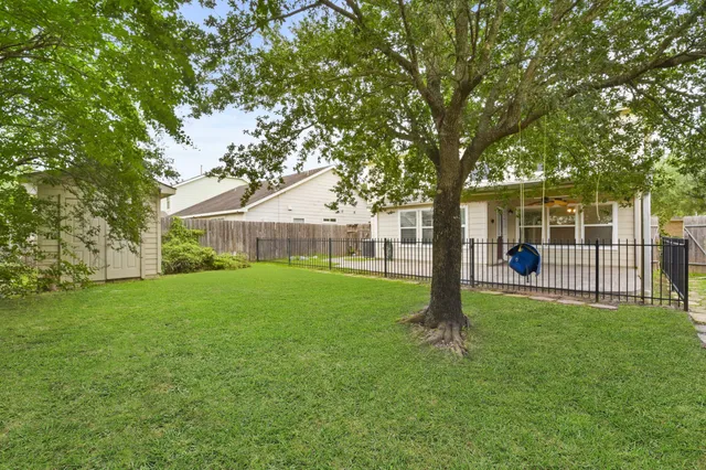 $2,300 | 15811 Vinemoss Lane, Cypress, TX 77429