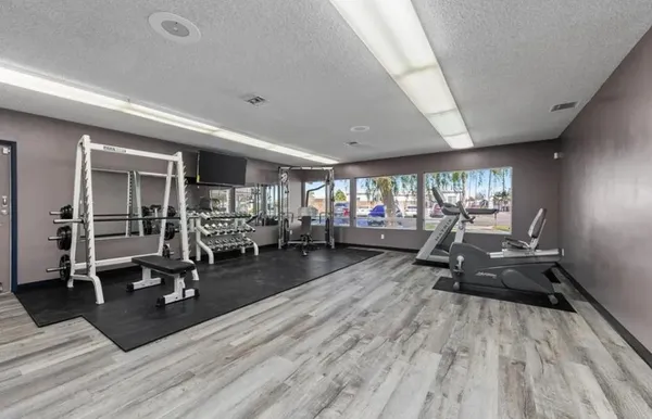 $1,650 | 294 Florence Lane, Unit 294, Bakersfield, CA 93308