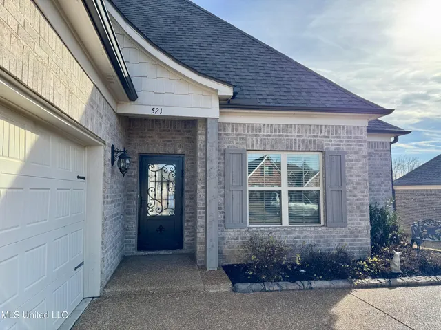 $350,000 | 521 Abey Lane, Hernando, MS 38632