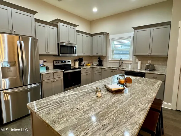 $335,500 | 521 Abey Lane, Hernando, MS 38632