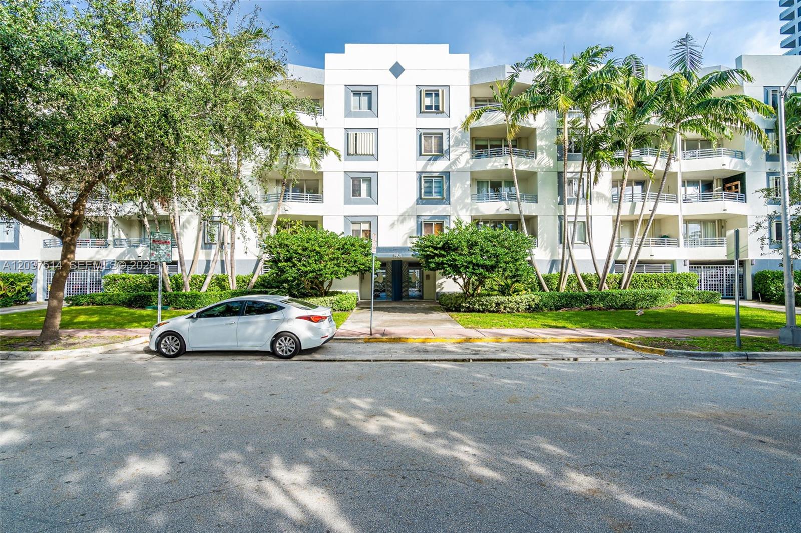 1401 Bay Road, Unit 409 Miami Beach, FL 33139 - Photo 21 of 26 Gallery Image 21