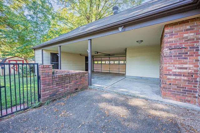 $360,000 | 7125 Crestridge Road, Memphis, TN 38119