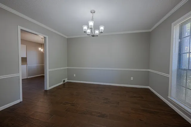 $360,000 | 7125 Crestridge Road, Memphis, TN 38119