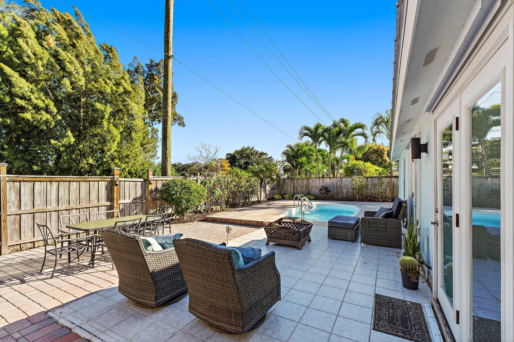 162 Greentree Circle Jupiter, FL 33458 - Photo 31 of 43 IMG_7883