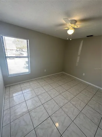 $1,575 | 185 Lakeside Hills Loop, Auburndale, FL 33823