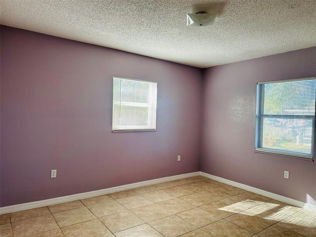 2107 Vincent Road Orlando, FL 32817 - Photo 9 of 23